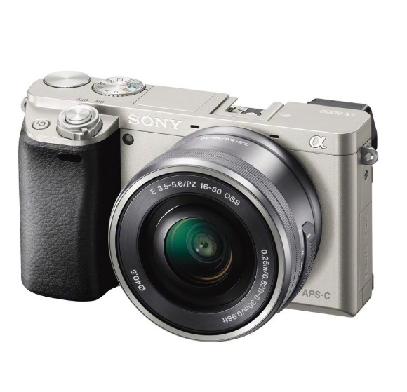 Sony Alpha A6000 recenze a test