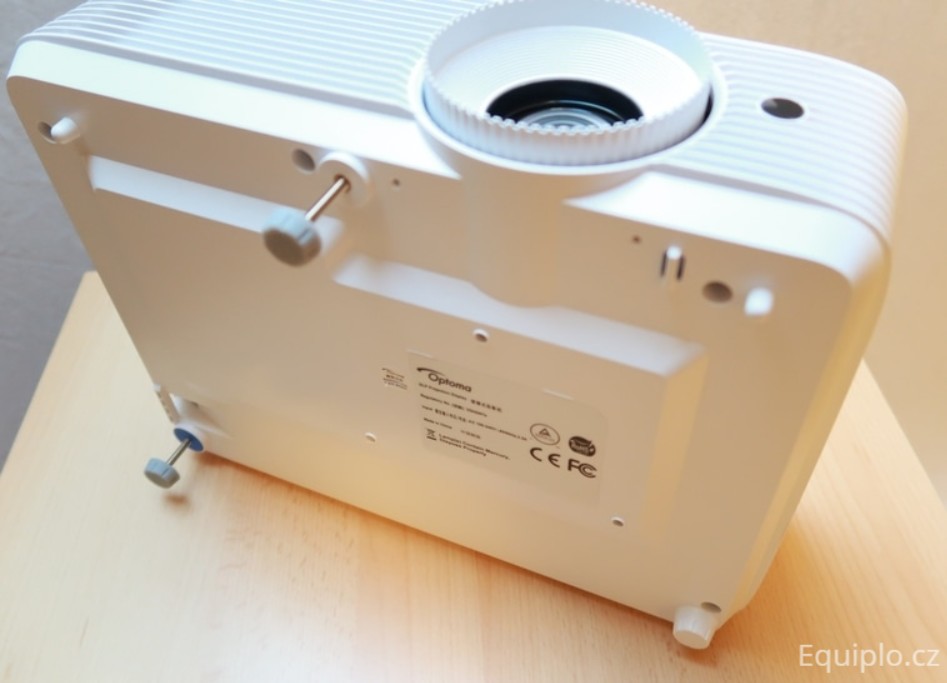 Optoma HD27e umístění